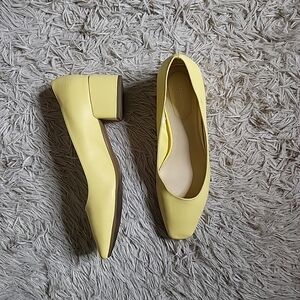 Liz Claiborne Lemon Yellow Block Heels